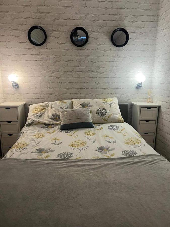 Stunning One Bed Modern & Contemporary Chalet 브리들링턴 외부 사진